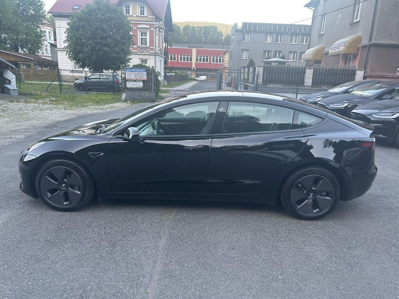 Tesla Model 3 LONG RANGE DUAL MOTOR SOH 96% - fotka 6 z 54