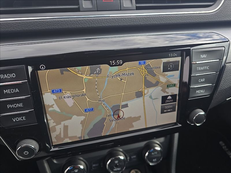 Škoda Superb III 2,0TDi 1KW DSG STYLE - fotka 19 z 51