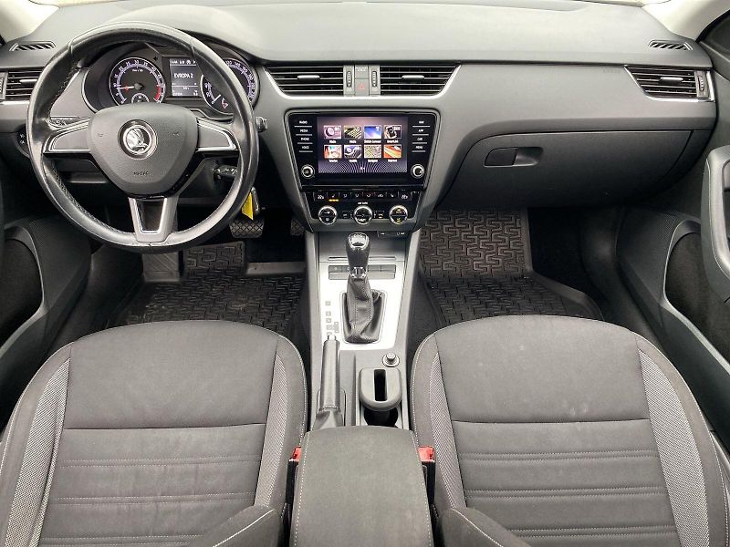 Škoda Octavia (2017) Combi 2.0 TDI DSG Ambition+ - fotka 5 z 34