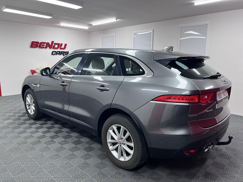 Jaguar F-Pace 2.0 D, Automat, 4x4, Na Opravu - fotka 7 z 24