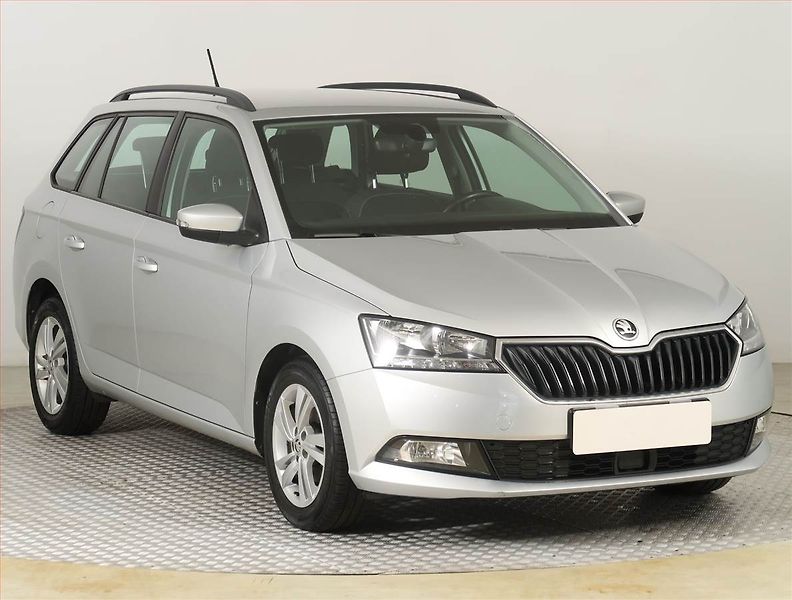 Škoda Fabia (2022) Ambition Plus 1.0 TSI - fotografie inzerátu