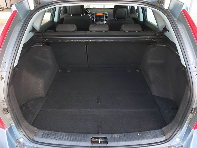 Kia Ceed (2008) 1.4 CVVT, po STK, dobrý stav - fotka 13 z 14