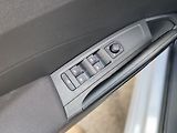 Škoda Fabia 1,0 MPI 59 kW Selection - náhled 11