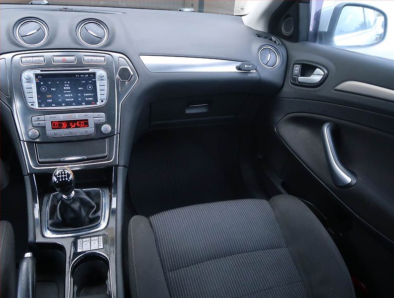 Ford Mondeo (2008) 2.0 TDCi, Eko.zaplacen, po STK - fotka 8 z 15