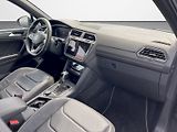 Volkswagen Tiguan Allspace (2023) R-Line 2.0 TSI 140 kW 4MOTION - náhled 22