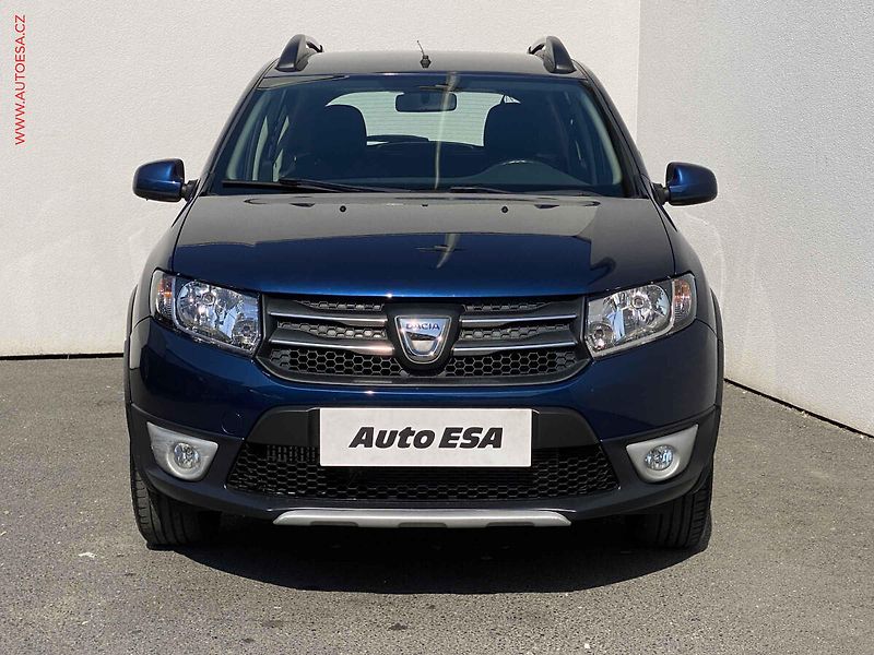 Dacia Sandero (2016) 0.9 TCe, Stepway, park. čidla - fotka 2 z 19