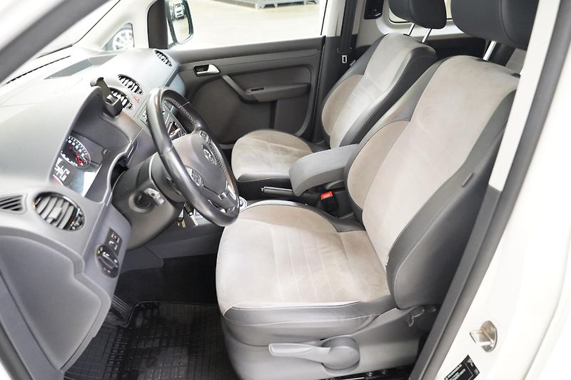 Volkswagen Caddy - fotka 11 z 27