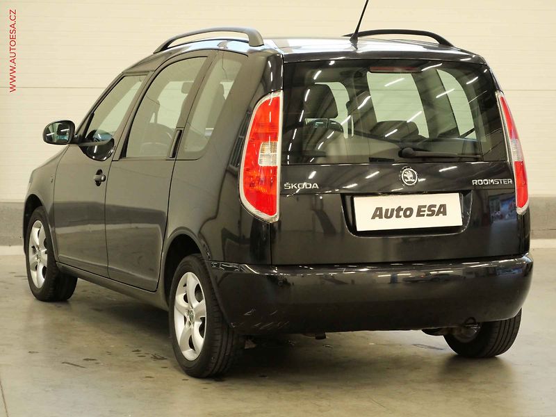 Škoda Roomster (2014) 1.2 TSI, AC, výhřev sed. - fotka 6 z 17