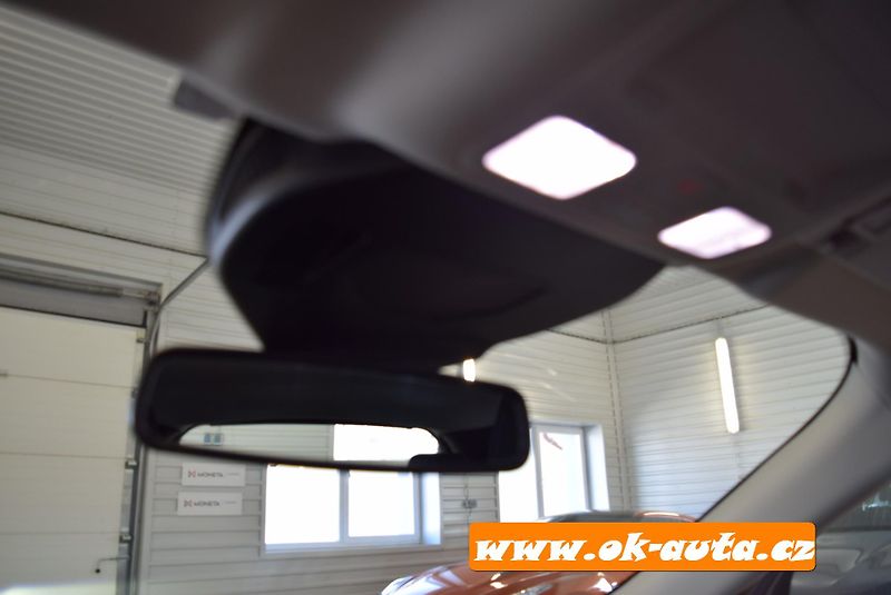 Ford Kuga 1.5 EBLUE TITANIUM 56 000 KM - fotka 49 z 57
