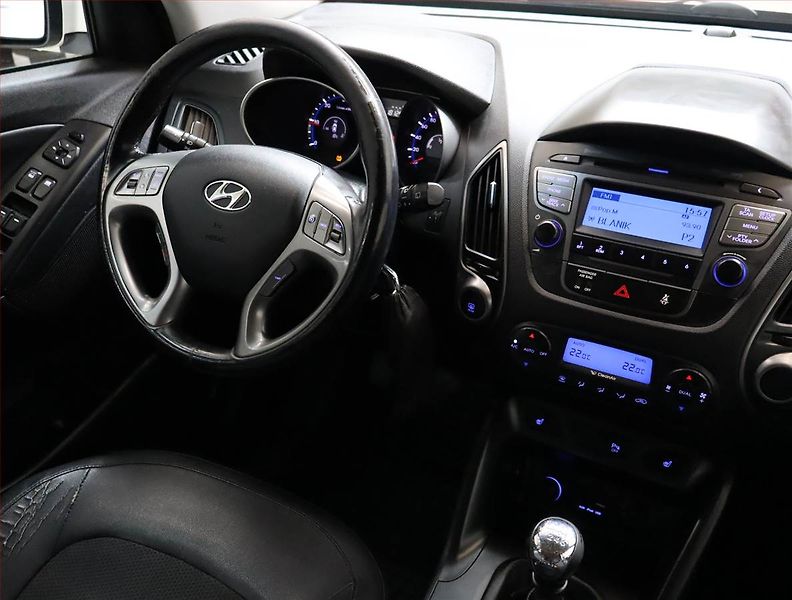 Hyundai ix35 (2015) 1.7 CRDi, Serv.kniha, Tempomat - fotka 7 z 17