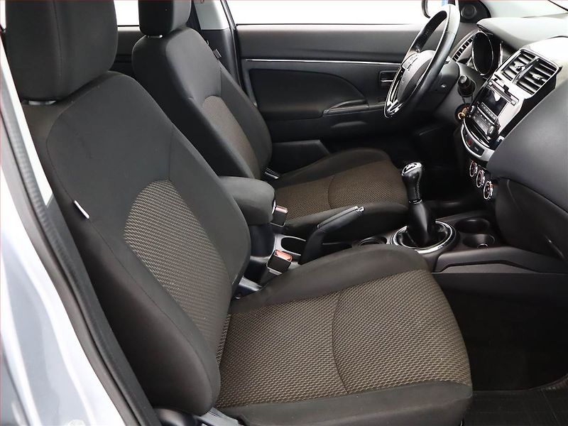 Mitsubishi ASX (2016) 1.6 MIVEC, Tempomat - fotka 7 z 14