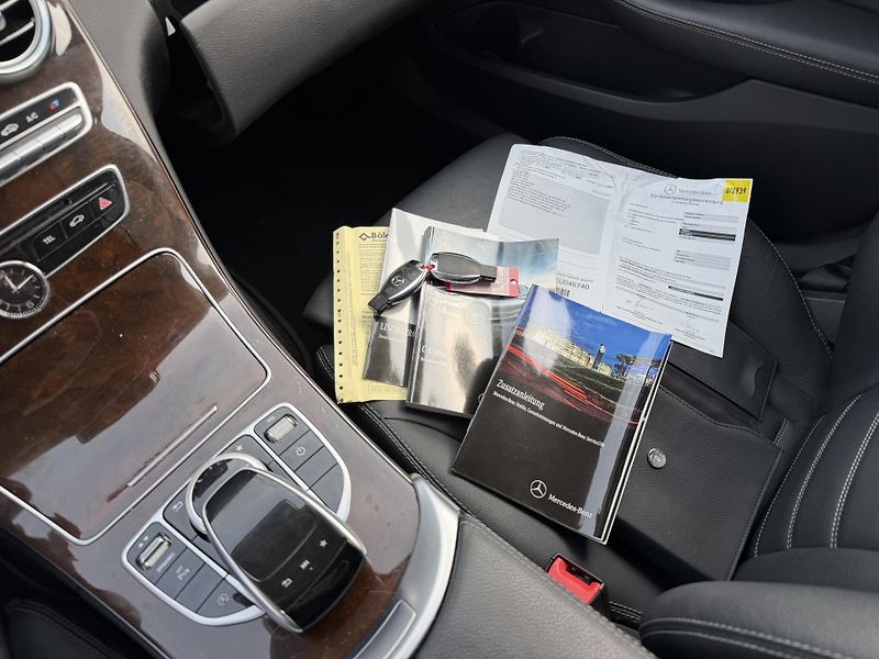 Mercedes-Benz Třídy C C 400 245kW 4x4 EXCLUSIVE  - fotka 13 z 16