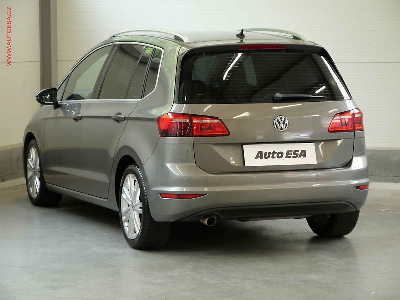 Volkswagen Golf Sportsvan (2015) 1.6 TDi, DSG, navi, park - fotka 6 z 20