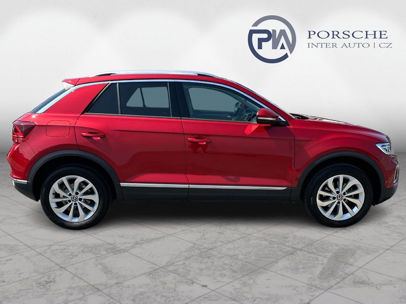 Volkswagen T-Roc Style 1.5 TSI 110kW Man. 6 - fotka 7 z 24