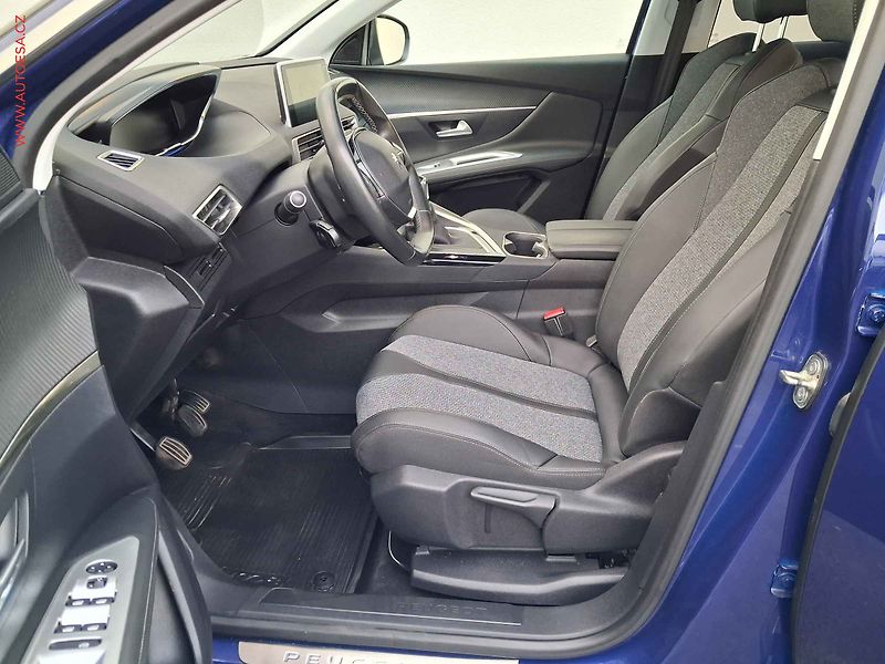 Peugeot 3008 (2020) 1.5HDi, AC, tempo, kamera - fotka 9 z 20