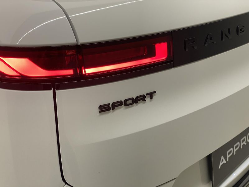 Land Rover Range Rover Sport D250 DYNAMIC SE AWD AUT CZ - fotka 35 z 52