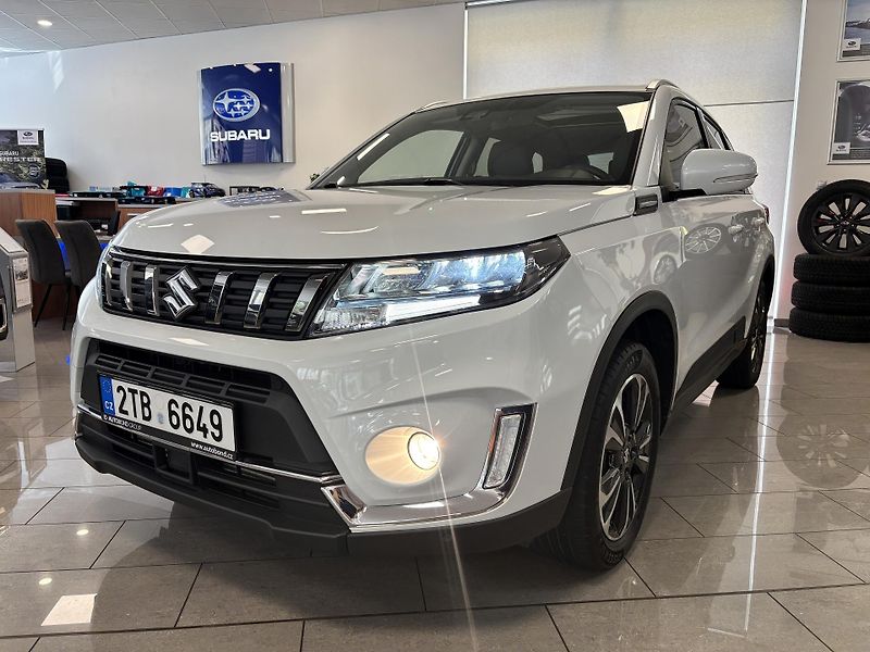 Suzuki Vitara 1.4 Elegance Panorama 4x4 6AT - fotka 38 z 48