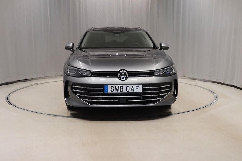 Volkswagen Passat 1.5 eTSI Kessy Webasto Tažné - fotka 2 z 12