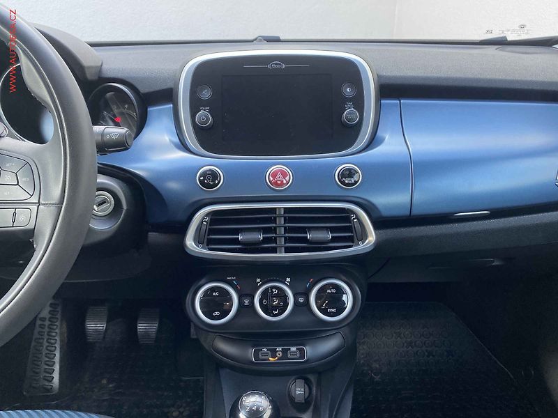 Fiat 500X (2018) 1.4T, 1.maj,ČR, Bixen - fotka 12 z 17