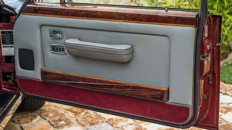 Rolls-Royce Silver Spirit I Emperor State Landaulet