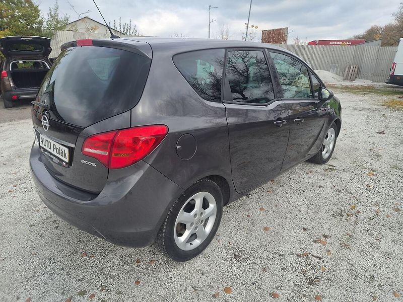 Opel Meriva 1,4 16V - fotka 5 z 10