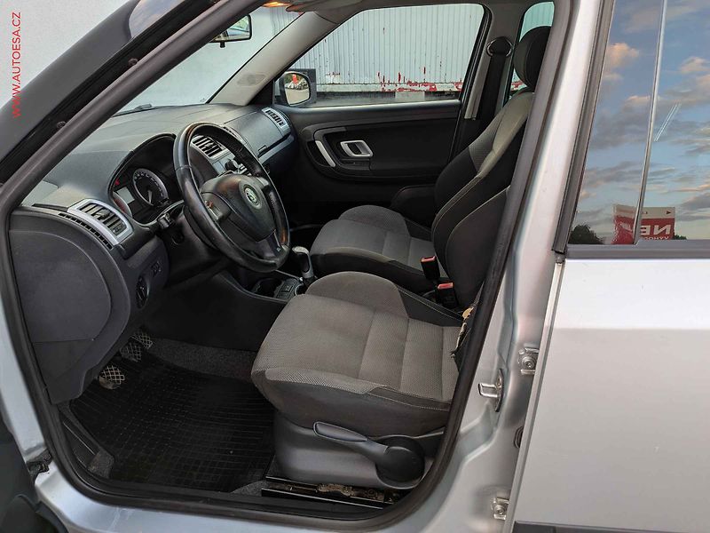 Škoda Fabia (2008) 1.2HTP, ČR, AC, zmk.řazení - fotka 9 z 12