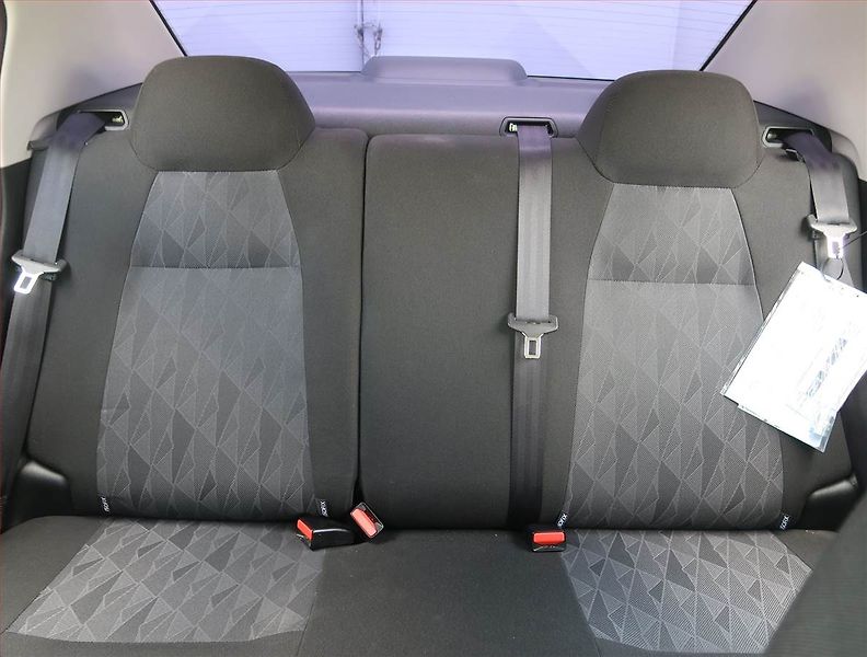 Citroën C-Elysée (2017) 1.6 VTi, Serv.kniha, Tempomat - fotka 10 z 17