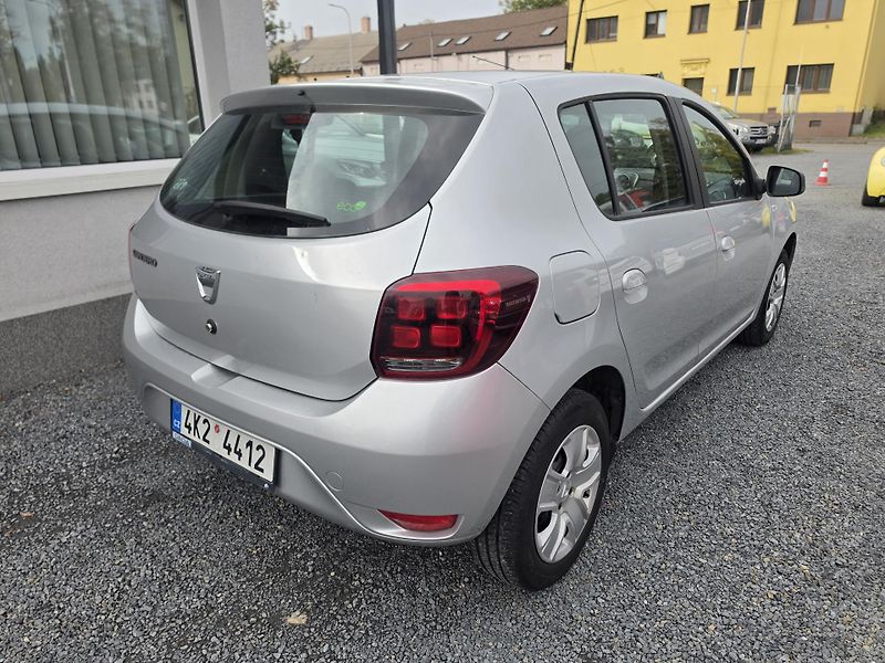 Dacia Sandero 1.1 Klimatizace  - fotka 4 z 17