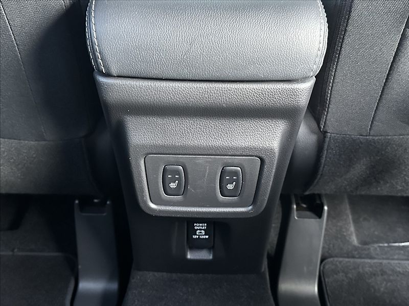 Mitsubishi Eclipse Cross 1,5 Turbo 163PS  Connect+ A/T - fotka 30 z 54