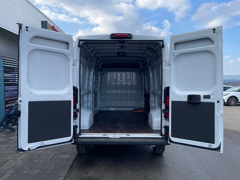 Toyota Proace Max Full Electric (110kWh) - fotka 9 z 25