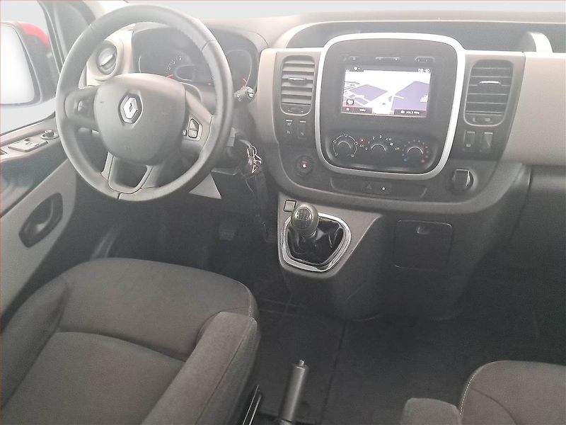 Renault Trafic (2018) 1.6 dCi, Bus, 8Míst, ČR - fotka 7 z 16