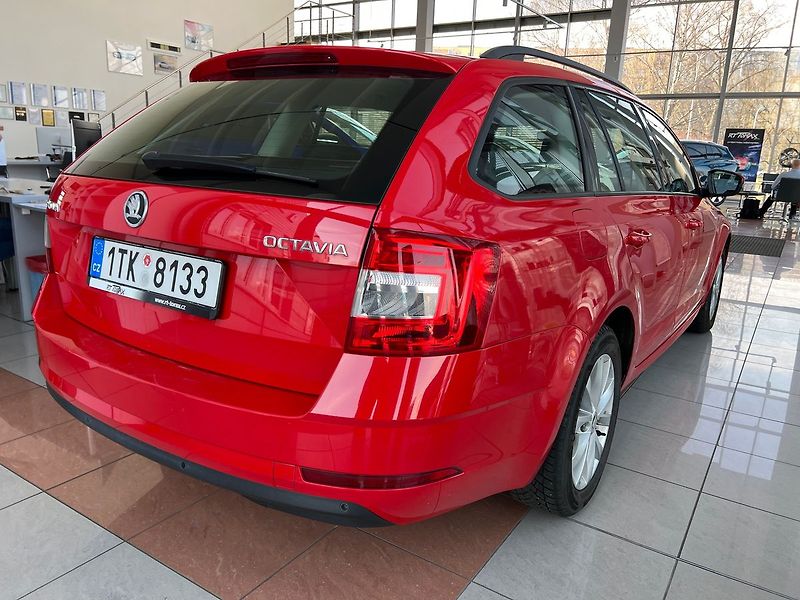 Škoda Octavia Ambition  1,5TSI 110kW - fotka 3 z 15
