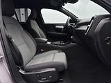 Volvo XC40 B4 DARK PLUS CZ 1.maj - náhled 27