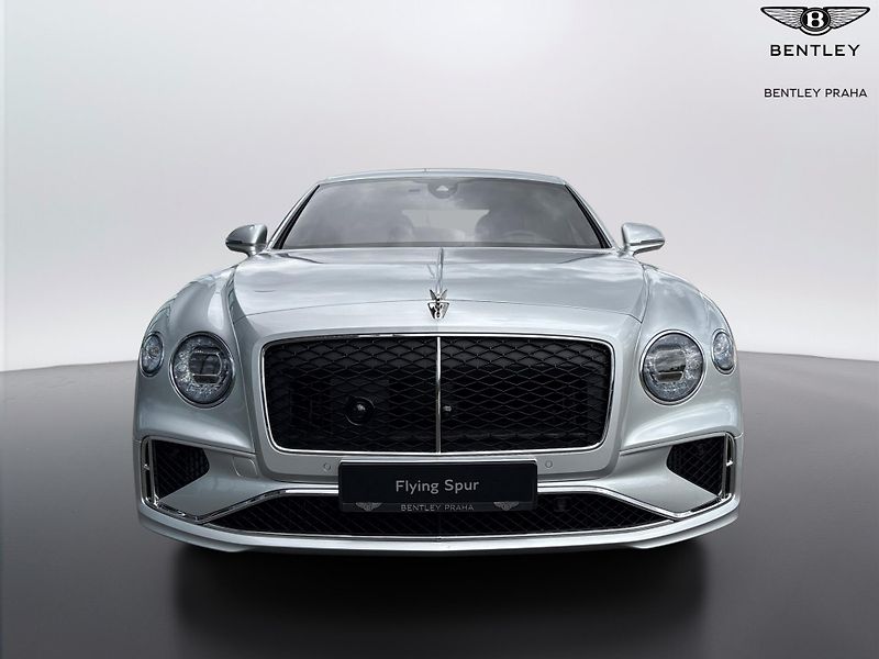 Bentley Flying Spur - fotka 4 z 13