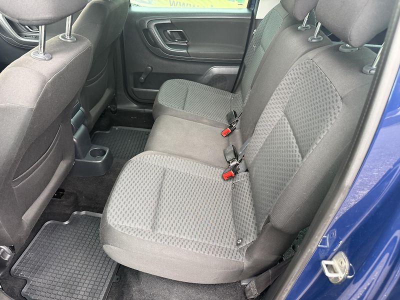 Škoda Roomster 1,2TSI AUT. KLIMATIZACE - fotka 14 z 21