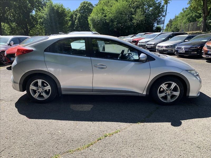 Honda Civic 1,3 i,ČR - fotka 3 z 16