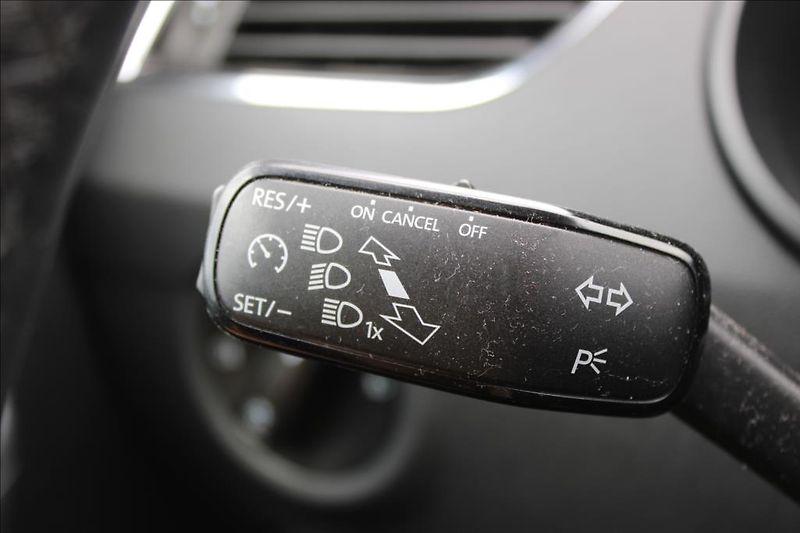 Škoda Octavia 1,5 TSi  AMBITION, DPH, ČR - fotka 18 z 29