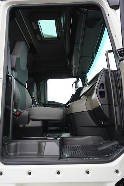 MAN TGX (2022) 18.470 / E 6 / GM / ZESTAW PRZ - fotka 8 z 50