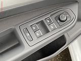 Volkswagen Golf (2022) 2.0 TDi, 2.maj,ČR, Life, LED - náhled 11