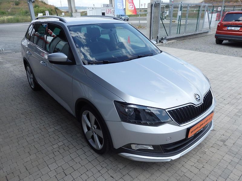 Škoda Fabia SCOUT 1.0 TSI KLIMA, 6x AIRBAG - fotka 3 z 18