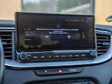Kia Ceed SW (2022) 1.5 T-GDI Platinum Automat JBL - náhled 7