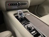 Volvo XC90 B5 AWD INSCRIPTION REZERVACE - náhled 26
