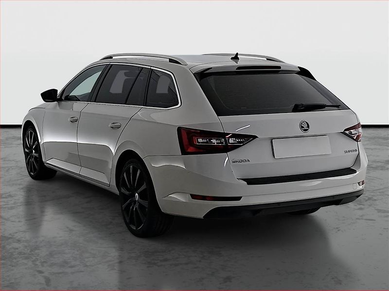 Škoda Superb (2018) Style 2.0 TDI, Serv.kniha - fotka 4 z 17