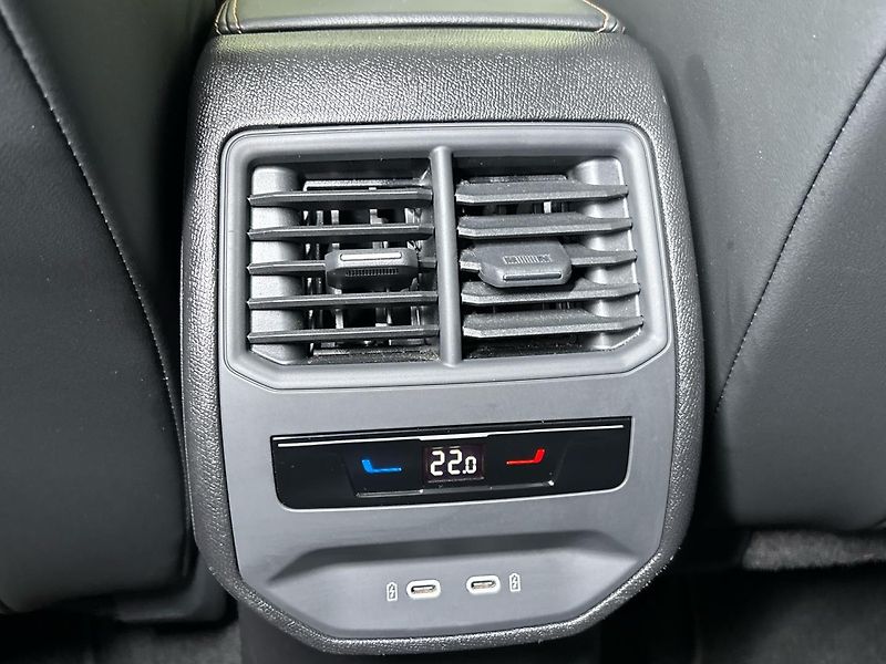 Cupra Formentor DSG - fotka 22 z 28