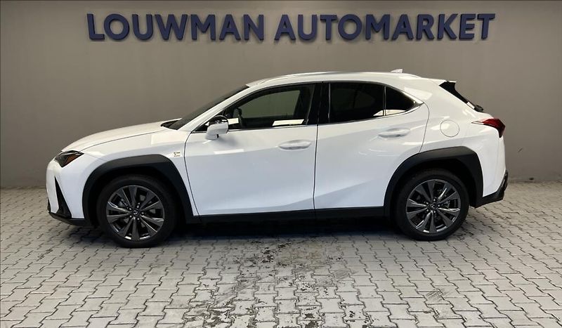 Lexus UX 300h 300H 2,0 HEV F SPORT DESIGN - fotka 3 z 19