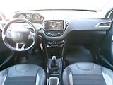 Peugeot 2008 (2015) 1,6 BlueHDI AC TEMP USB - náhled 21