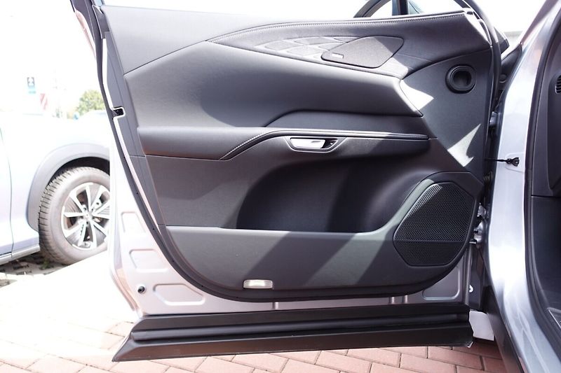 Lexus RX 500h RX500h F Sport Plus - fotka 10 z 39