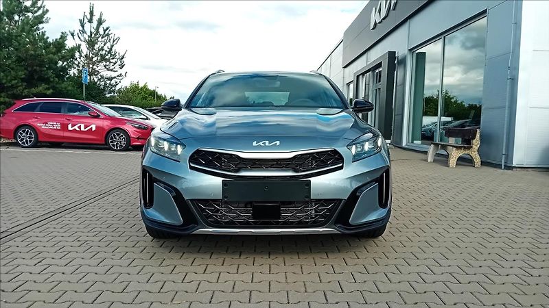 Kia XCeed 1,6 T-GDi GPF 7DCT STEEL EDIT. - fotka 2 z 12
