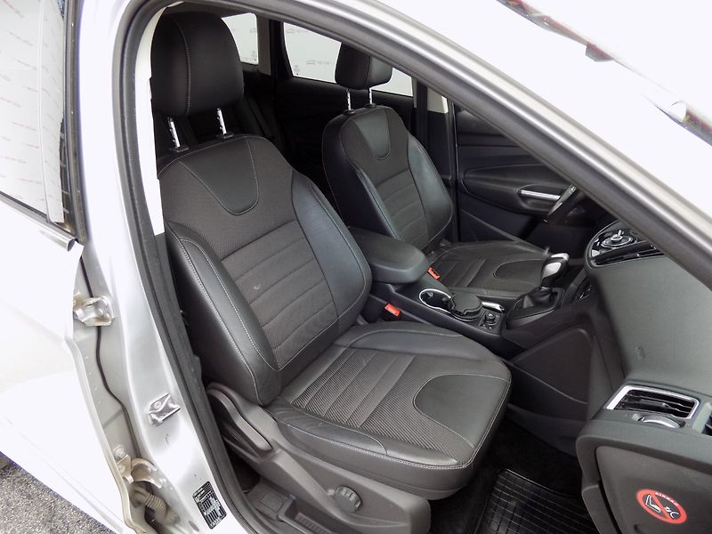 Ford Kuga (2016) 2.0TDCi/Individual/AWD/AT/ - fotka 18 z 44