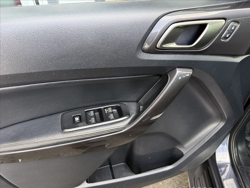 Ford Ranger 2,0 Wildtrak,AT,1maj,po servis - fotka 23 z 35